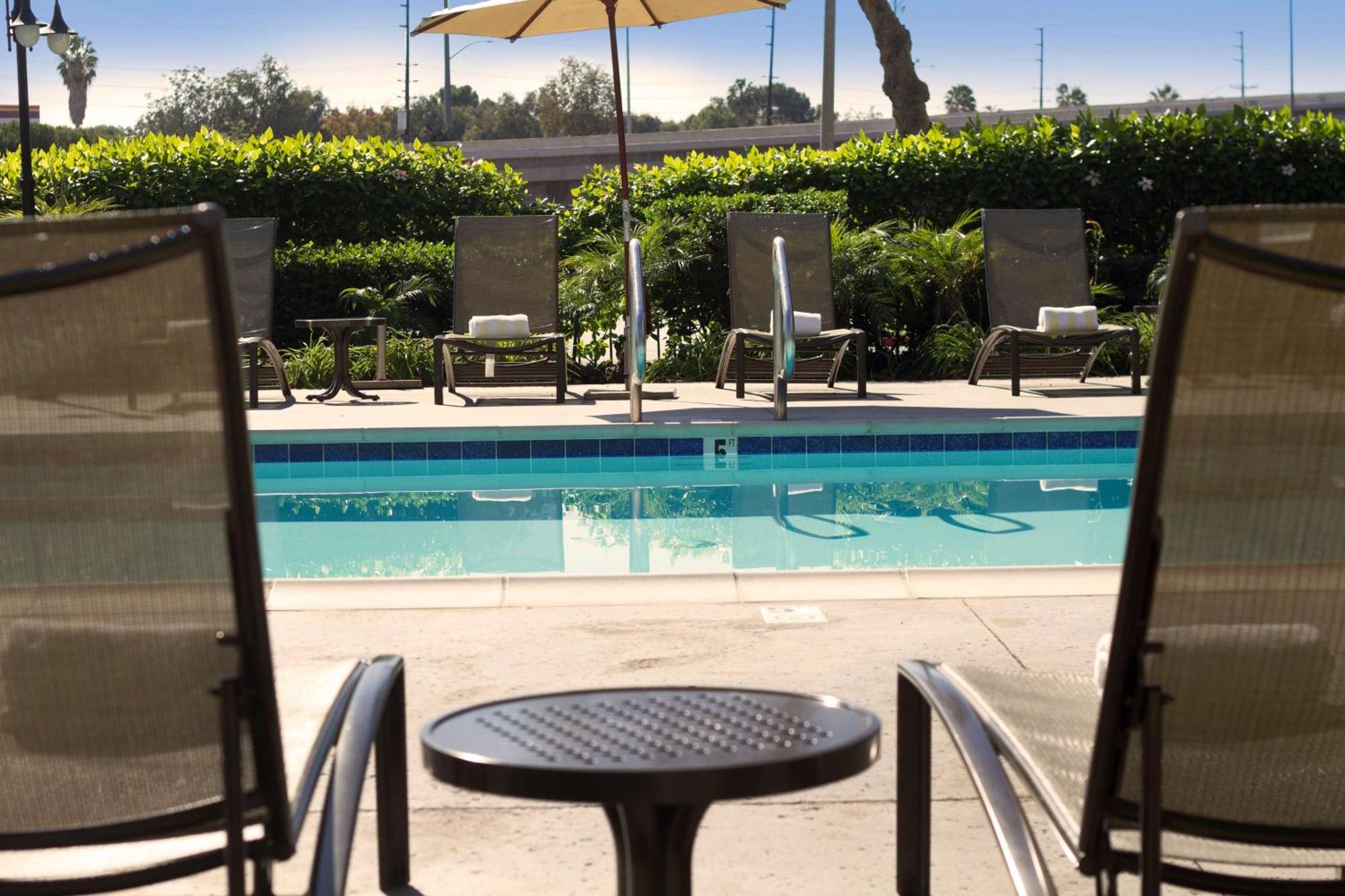 Hotel Doubletree By Hilton Orange County Airport Santa Ana