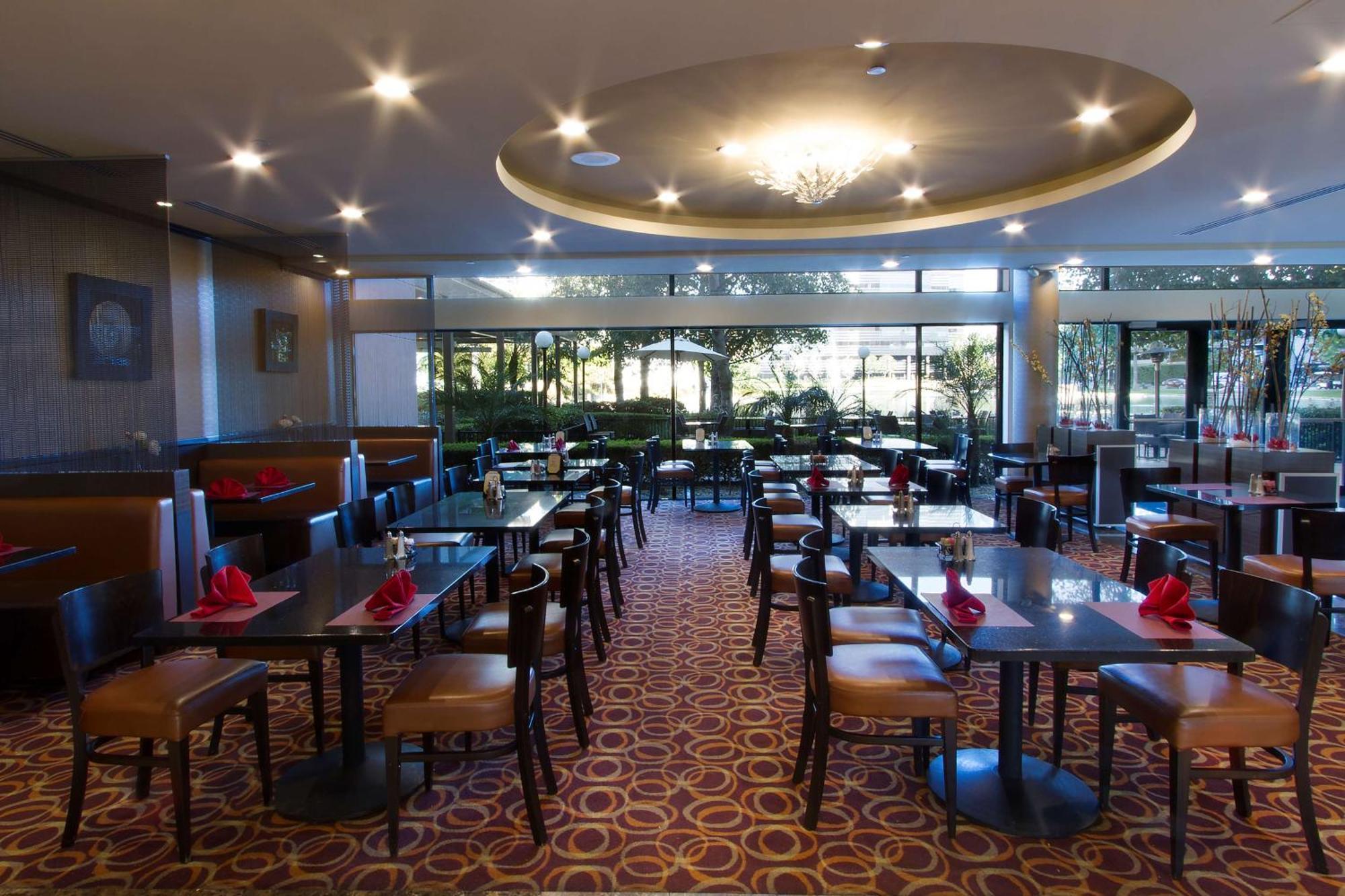 Doubletree By Hilton Orange County Airport 3* Santa Ana