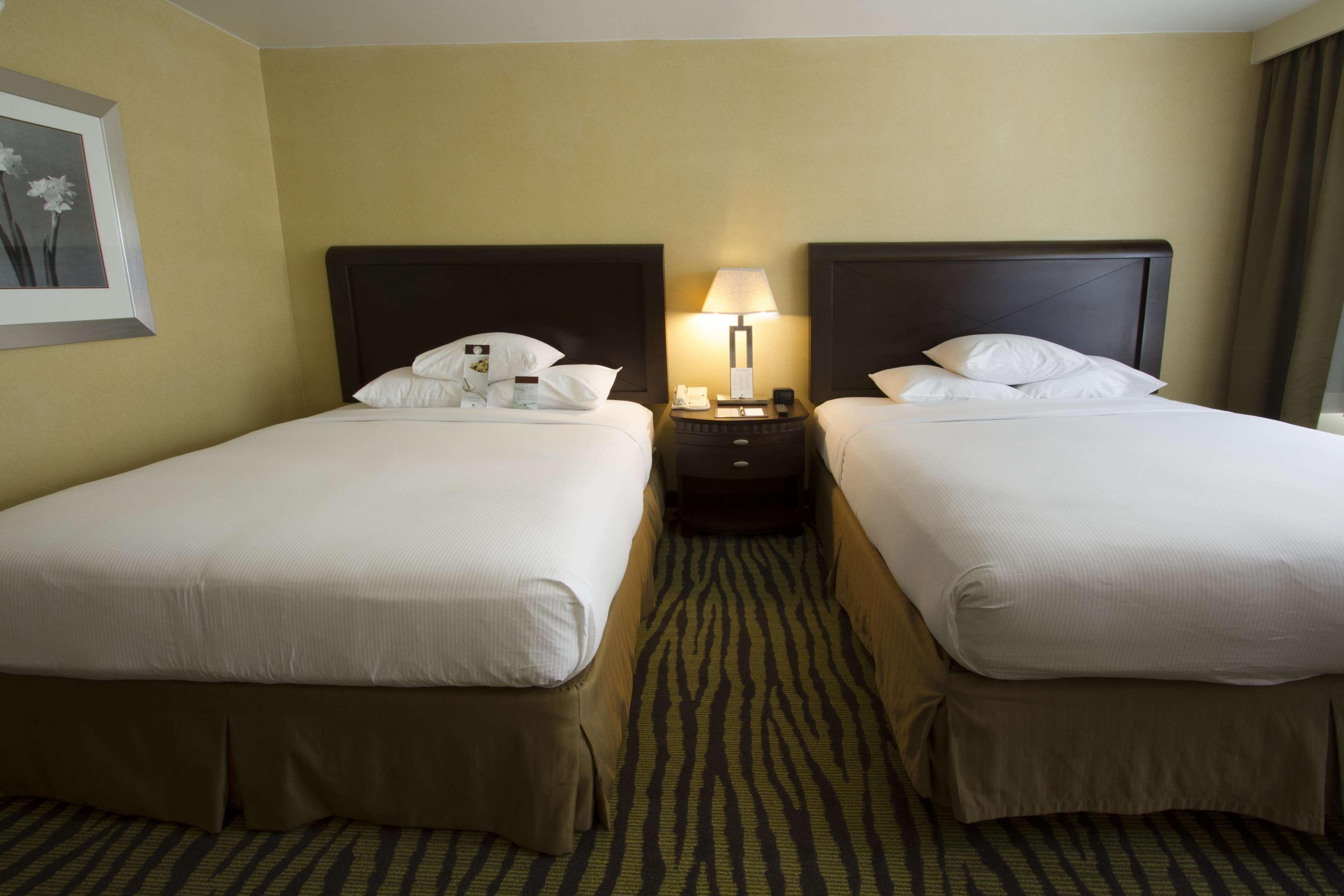 Hotel Doubletree By Hilton Orange County Airport 3*